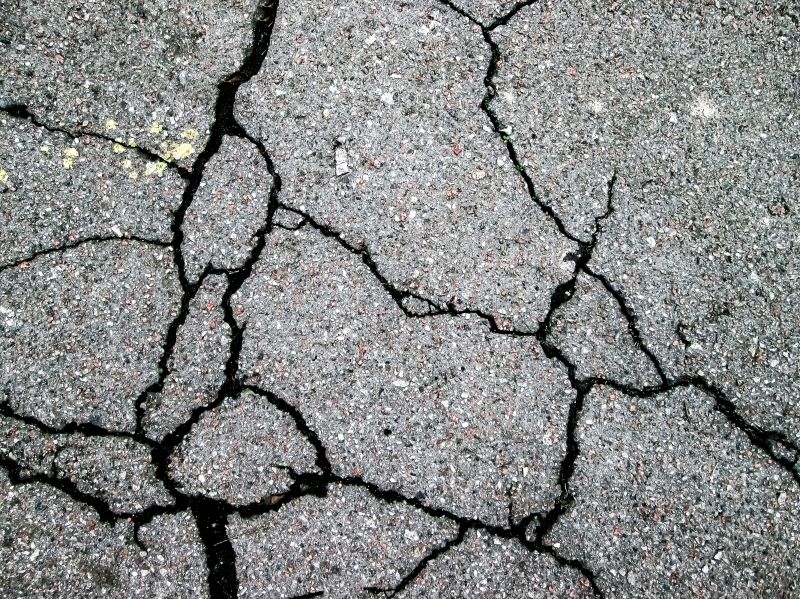 Asphalt Crack Sealing in Grand Rapids, MI
