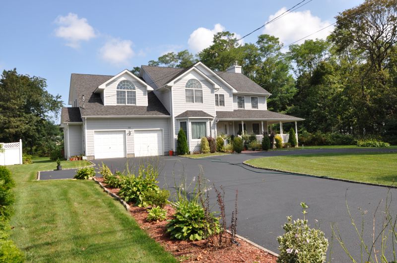 Asphalt Driveway Resurfacing in San Antonio, TX