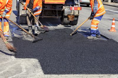 Asphalt Patching And Sealing